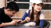 小姐姐恶搞男生,小姐姐的欢乐“复仇”记